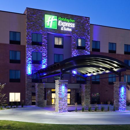 Holiday Inn Express & Suites Fort Dodge By Ihg Eksteriør bilde