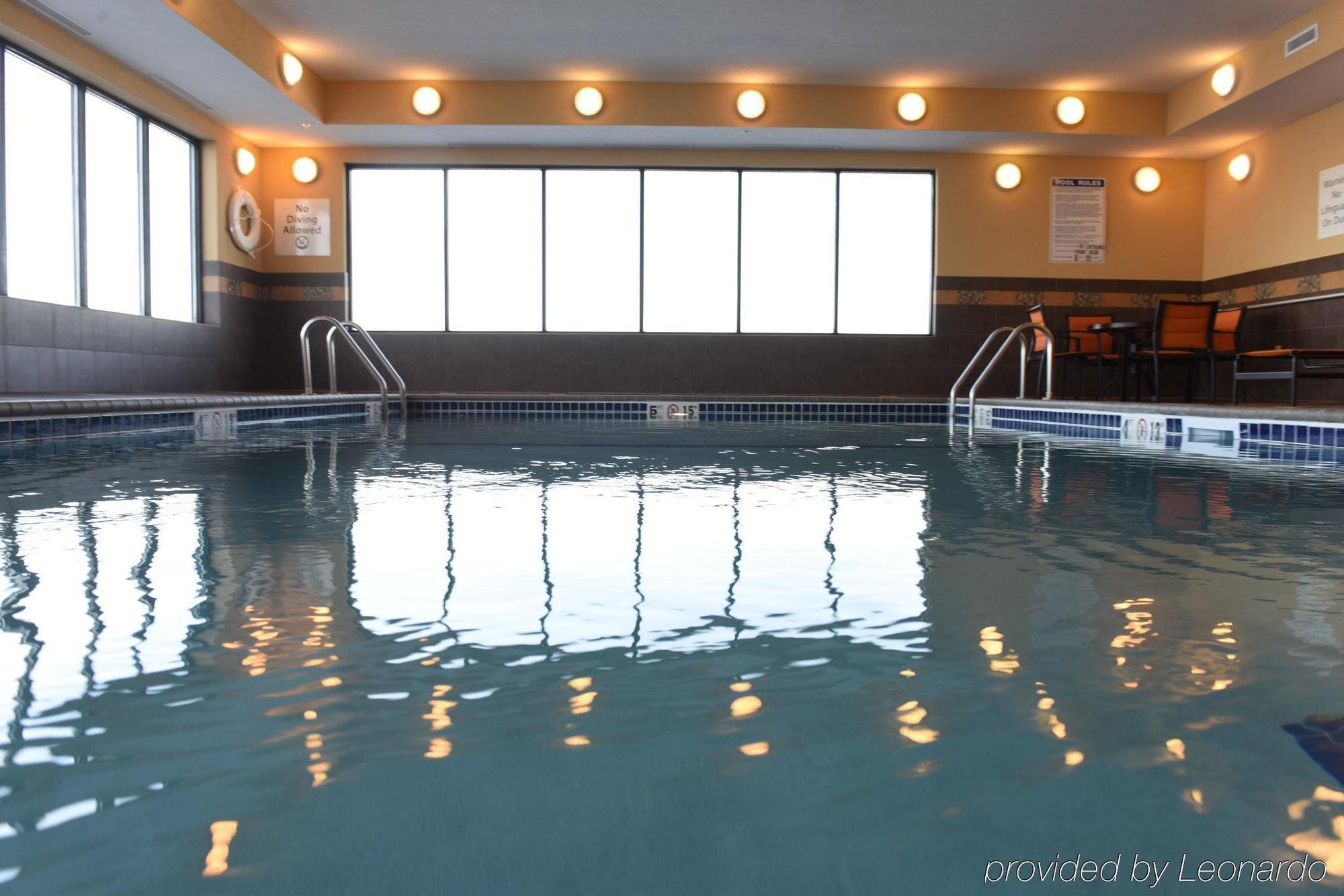 Holiday Inn Express & Suites Fort Dodge By Ihg Eksteriør bilde
